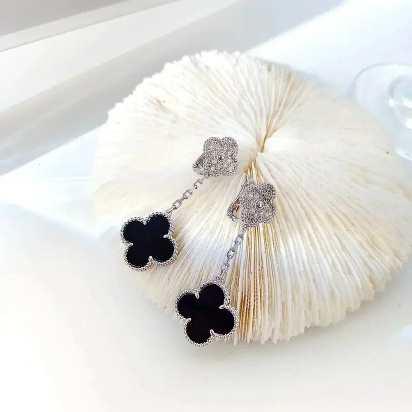 [Clover Jewelry]CLOVER 2 MOTIFS  DIAMOND ONYX EARRINGS SILVER