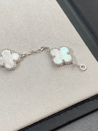 [Clover Jewelry]CLOVER SILVER MOP 5 MOTIF BRACELET