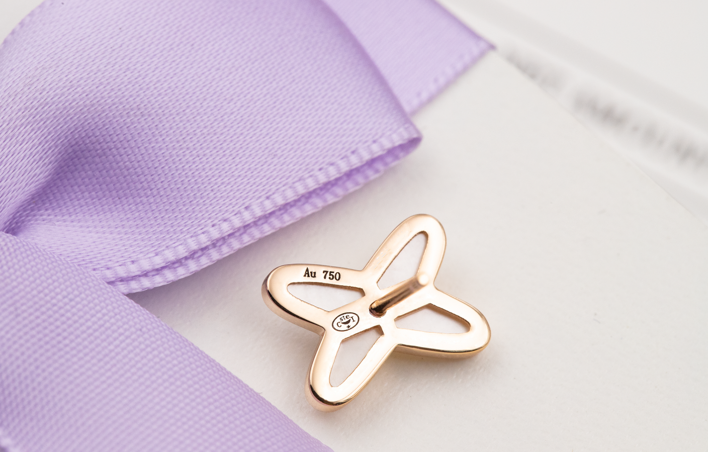 [Clover Jewelry]JEUX DE WHITE MOP PINK GOLD DIAMOND EARRINGS