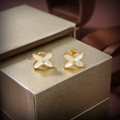 [Clover Jewelry]JEUX DE WHITE MOP GOLD DIAMOND EARRINGS